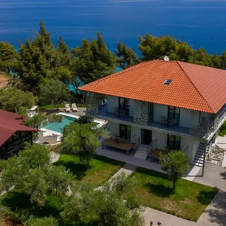 Elies 33 Bio Retreat (adults Only) Отель